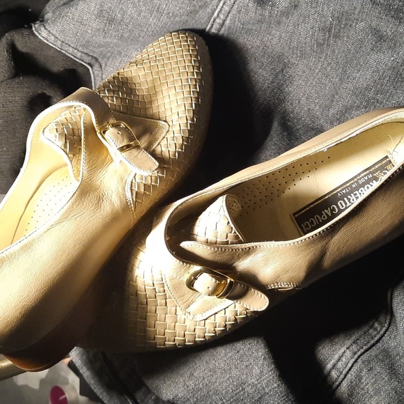 Wonens size 10 ( I am a 9 so they fit more like 9.5) Roberto capucci - Picture 5 of 5